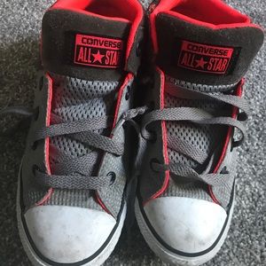 Boys converse mid rise shoes